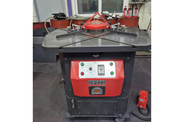 *AMADA 코너샤CS-220
