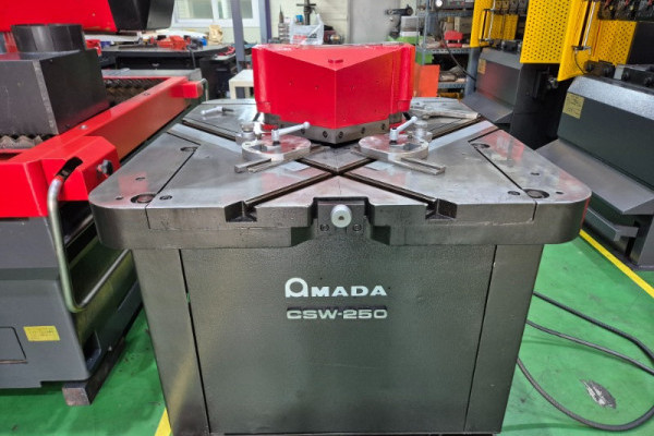 *AMADA CSW-250,투코너샤